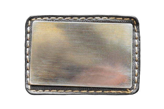Descubra como a plaquinha de metal para roupas pode transformar seu estilo e branding pessoal